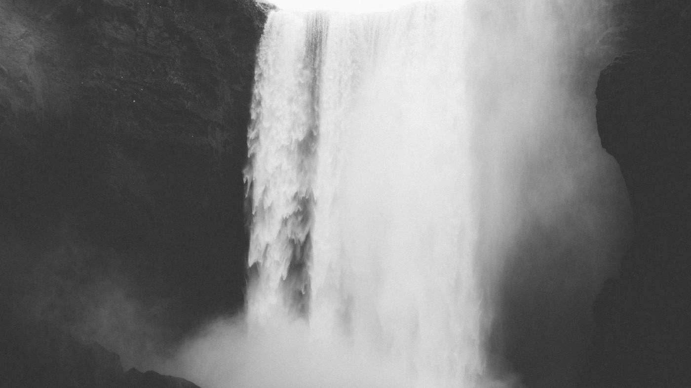 Professional coaching session focused on role leveling.