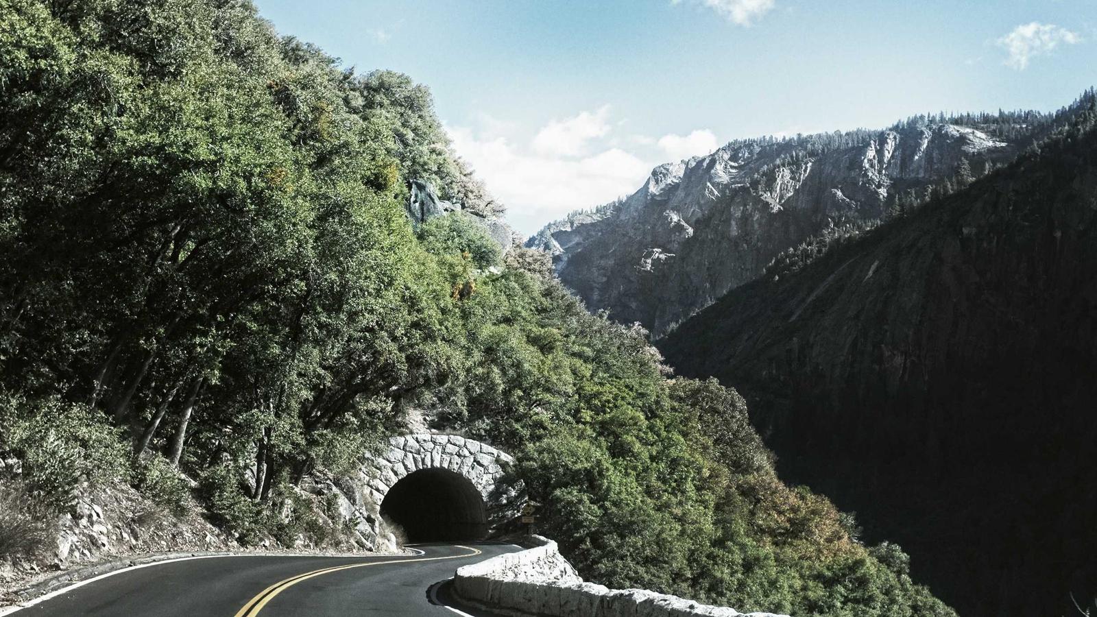 Professional coaching and career strategy imagery.