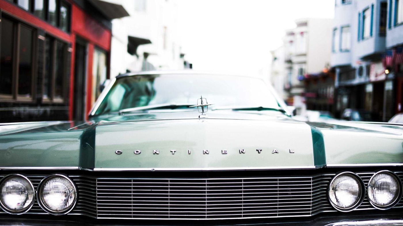 Professional coaching session focused on story bank.