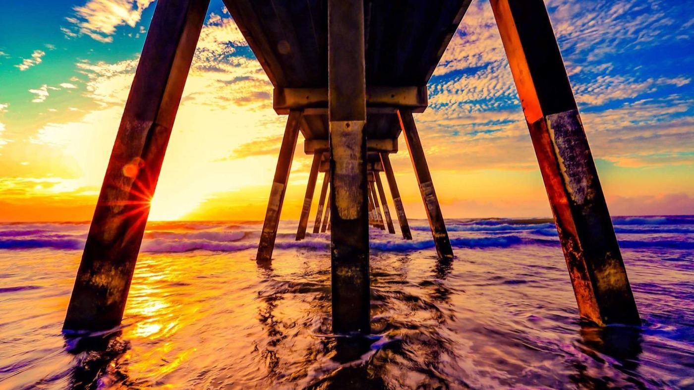 Professional coaching and career strategy imagery.