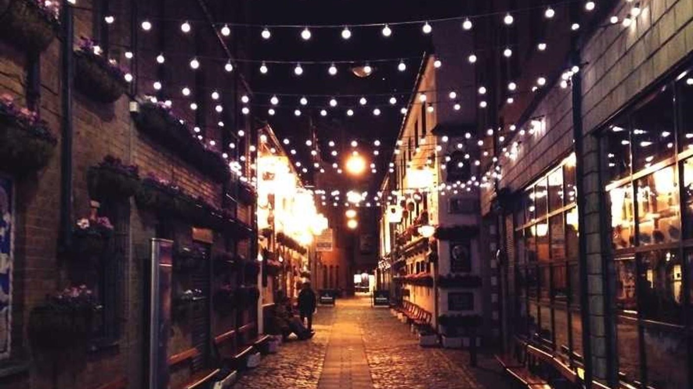 Professional coaching session focused on cold outreach.